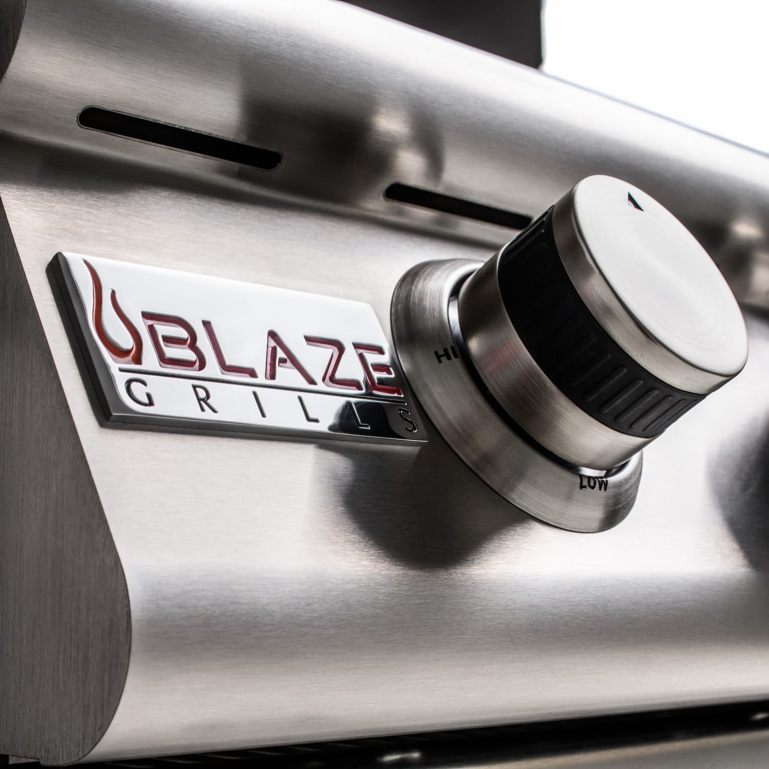 Blaze Prelude 32-Inch 4-Burner Built-In Natural Gas or LP Propane Gas Grill-BLZ-4LBM