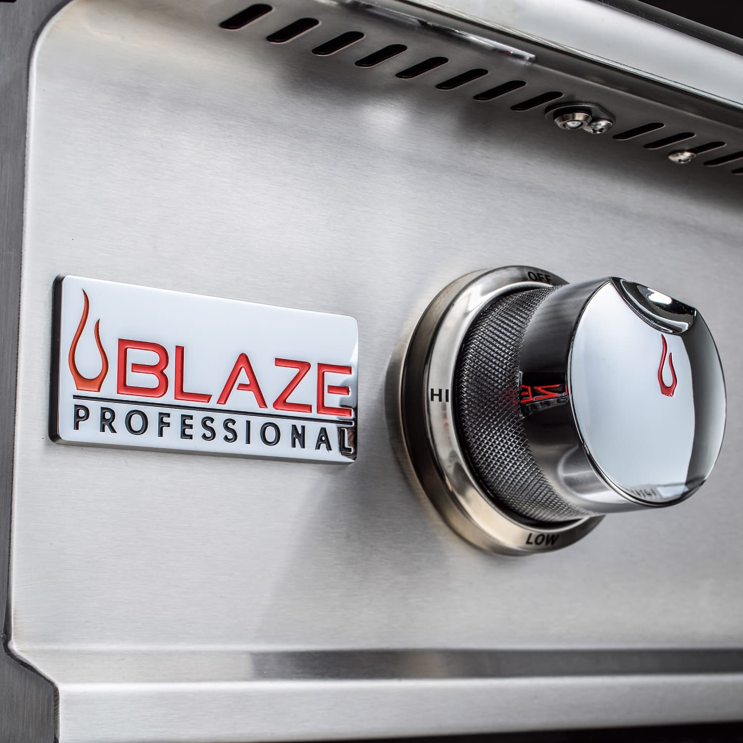 Blaze Professional LUX 34 Inch 3 Burner Natural Or Propane Gas Grill - BLZ-3PRO