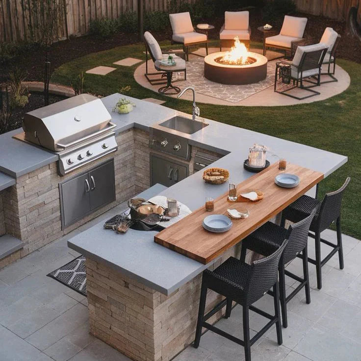Outdoor Kitchens
