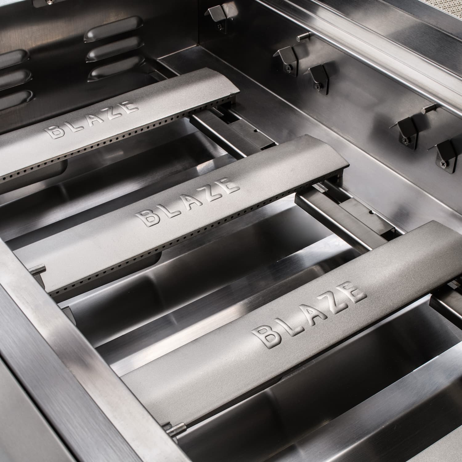 Blaze  LTE 32-Inch 4-Burner Built-In Propane Or Natural Gas Grill With Rear Infrared Burner & Grill Lights-BLZ-4LTE2