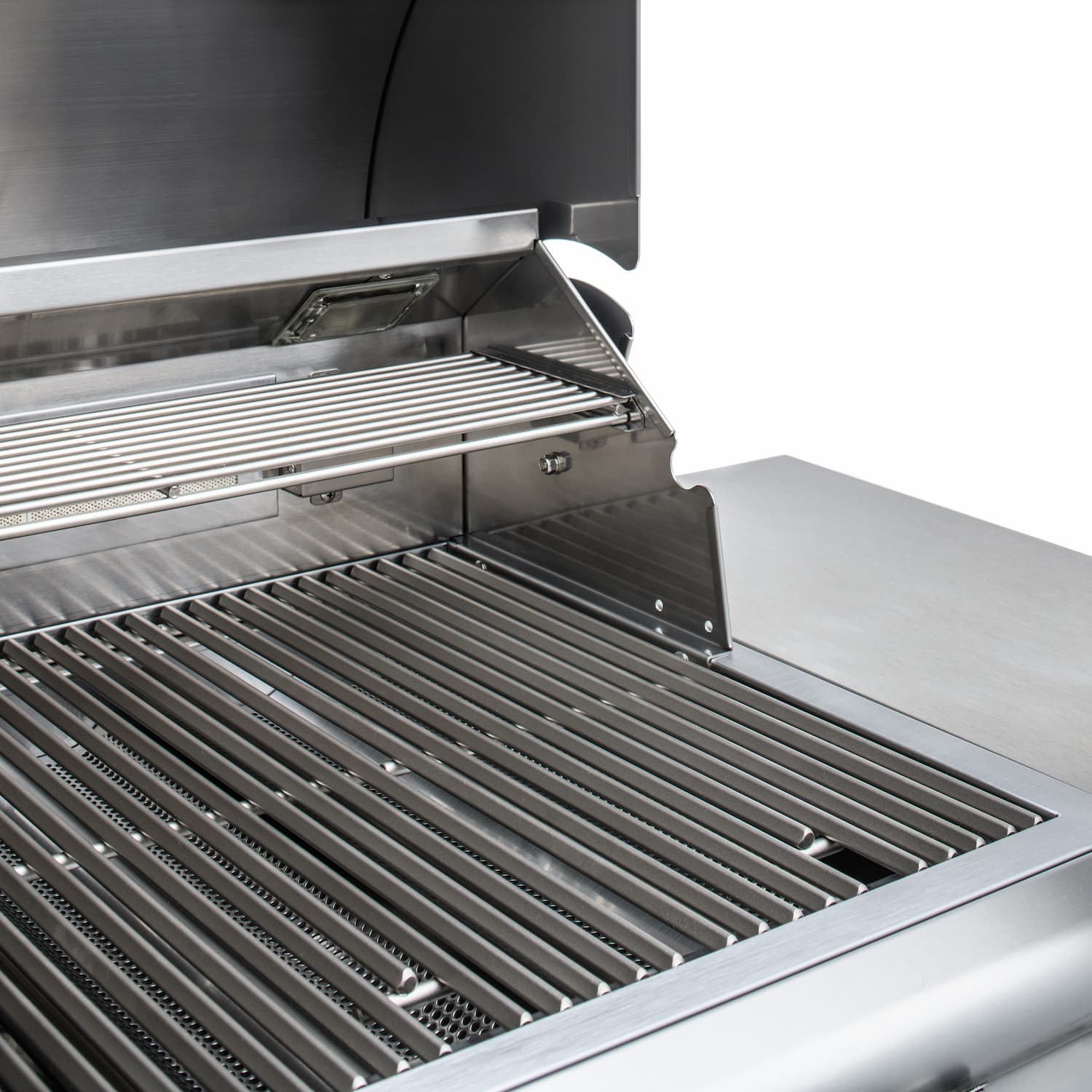 Blaze Professional Marine Grade 32 Inch 4 Burner Natural Or Propane Gas Grill-BLZ-4LTE2MG