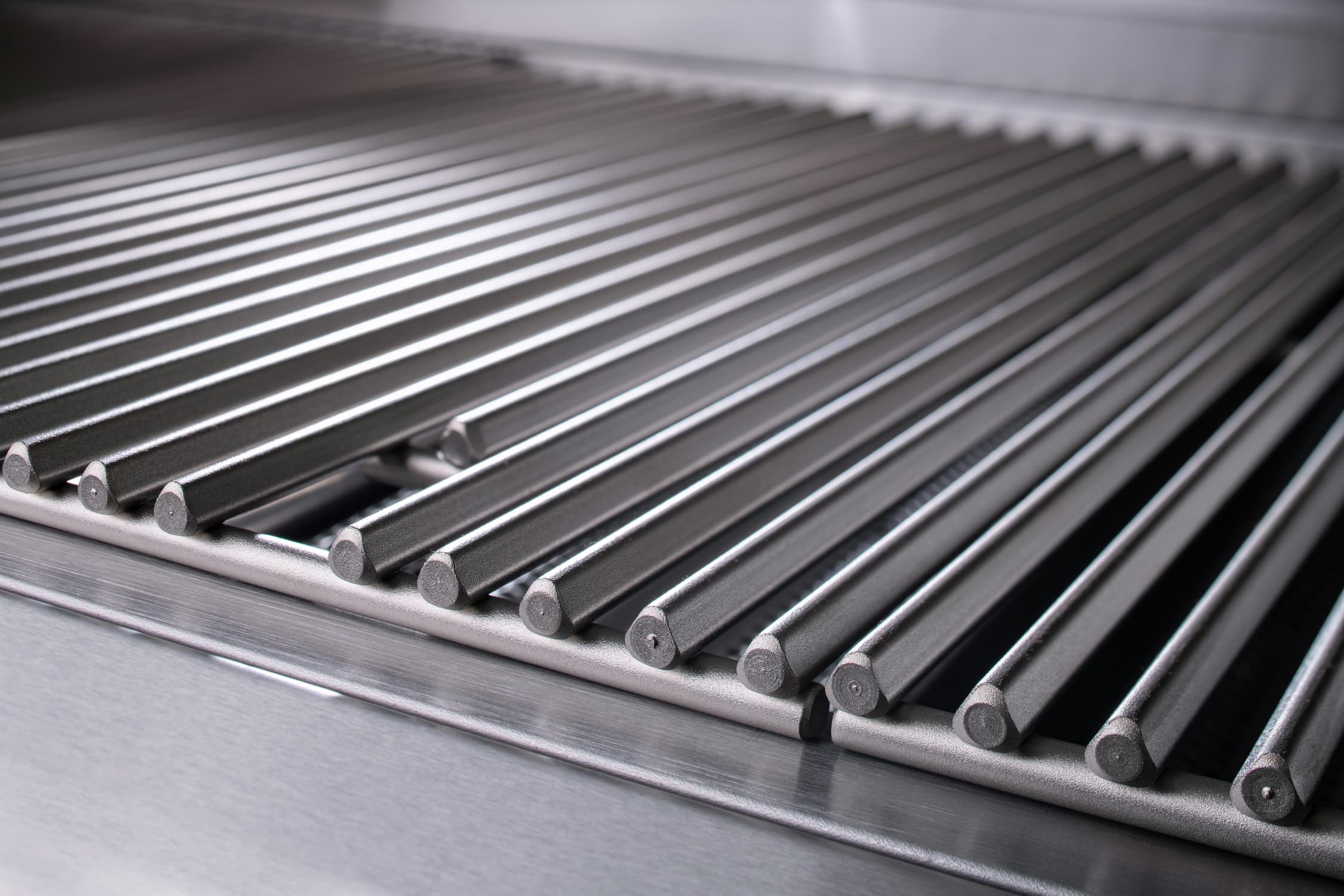 Blaze Professional Marine Grade 32 Inch 4 Burner Natural Or Propane Gas Grill-BLZ-4LTE2MG