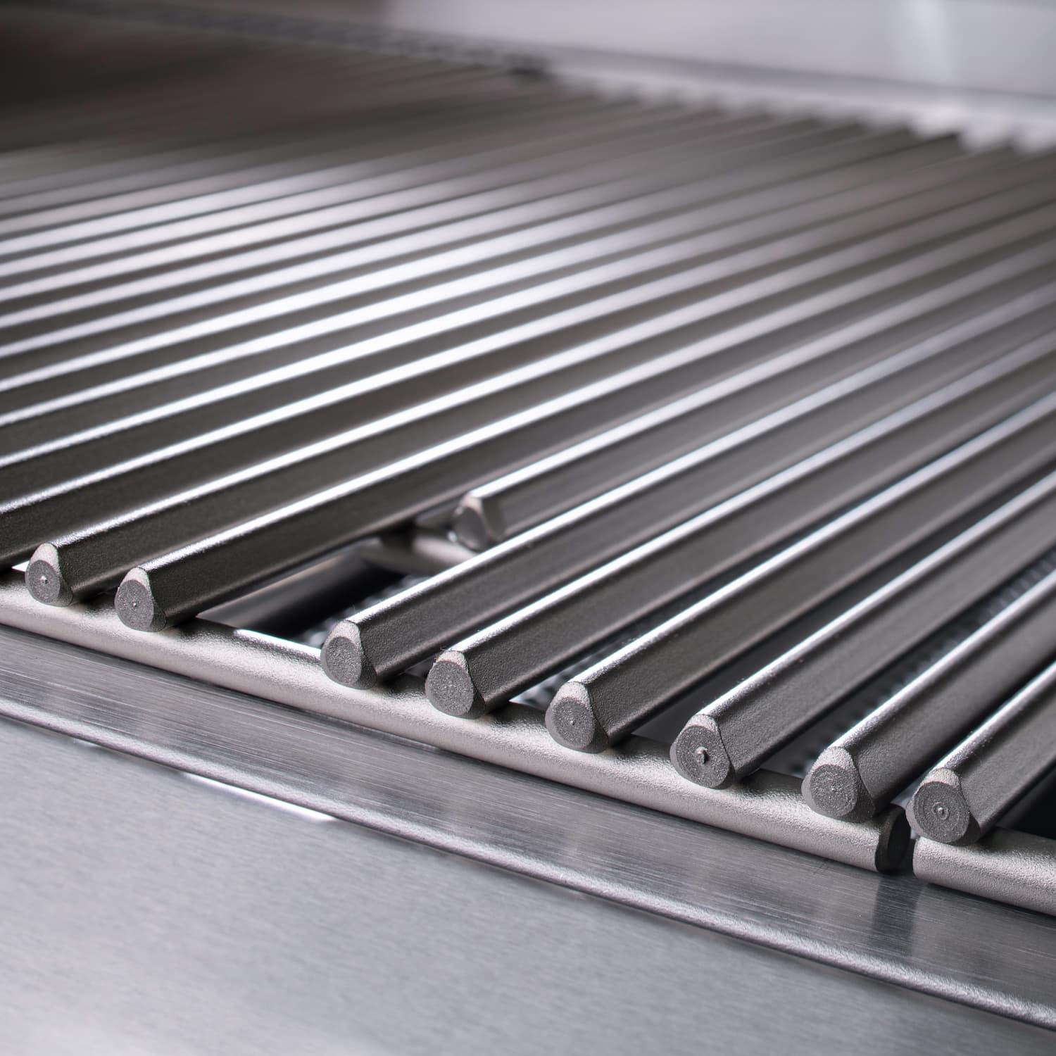 Blaze Professional Marine Grade 32 Inch 4 Burner Natural Or Propane Gas Grill-BLZ-4LTE2MG