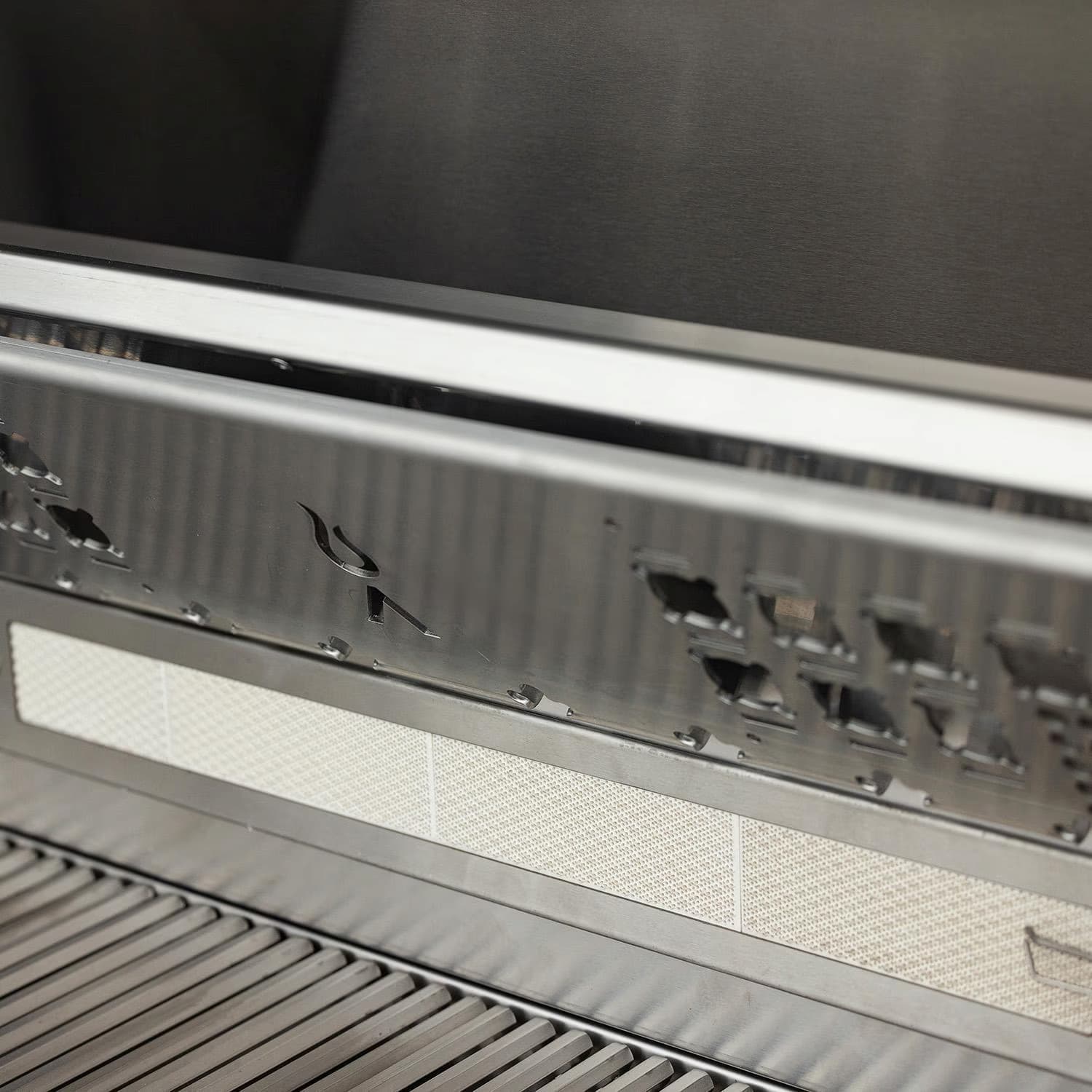 Blaze 40-Inch 5-Burner Built-In Propane Or Natural Gas Grill With Rear Infrared Burner & Grill Lights-BLZ-5LTEPRO
