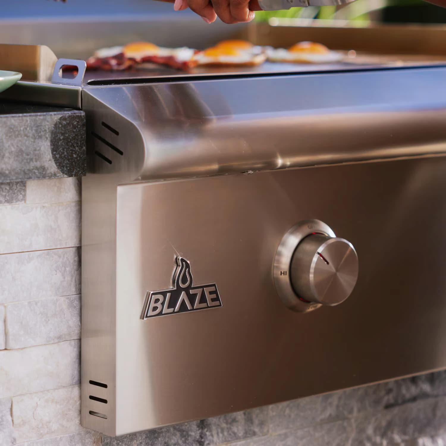 Blaze 30-Inch Built-In Propane Or Natural Gas Griddle-BLZ-Griddle-LTE3