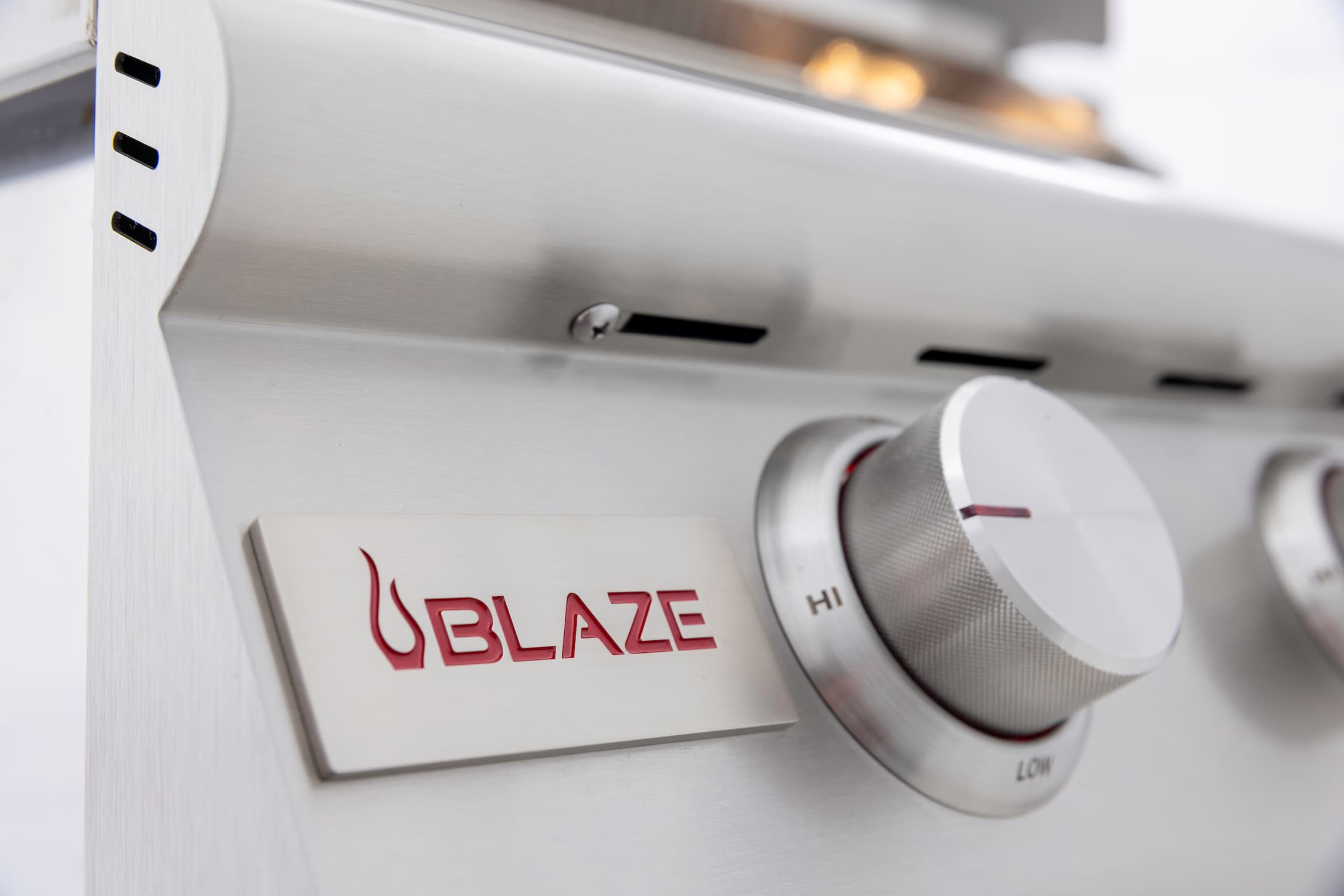Blaze LTE 32-Inch 4-Burner Built-In Propane Or Natural Gas Grill With Rear Infrared Burner & Grill Lights-BLZ-4LTE3