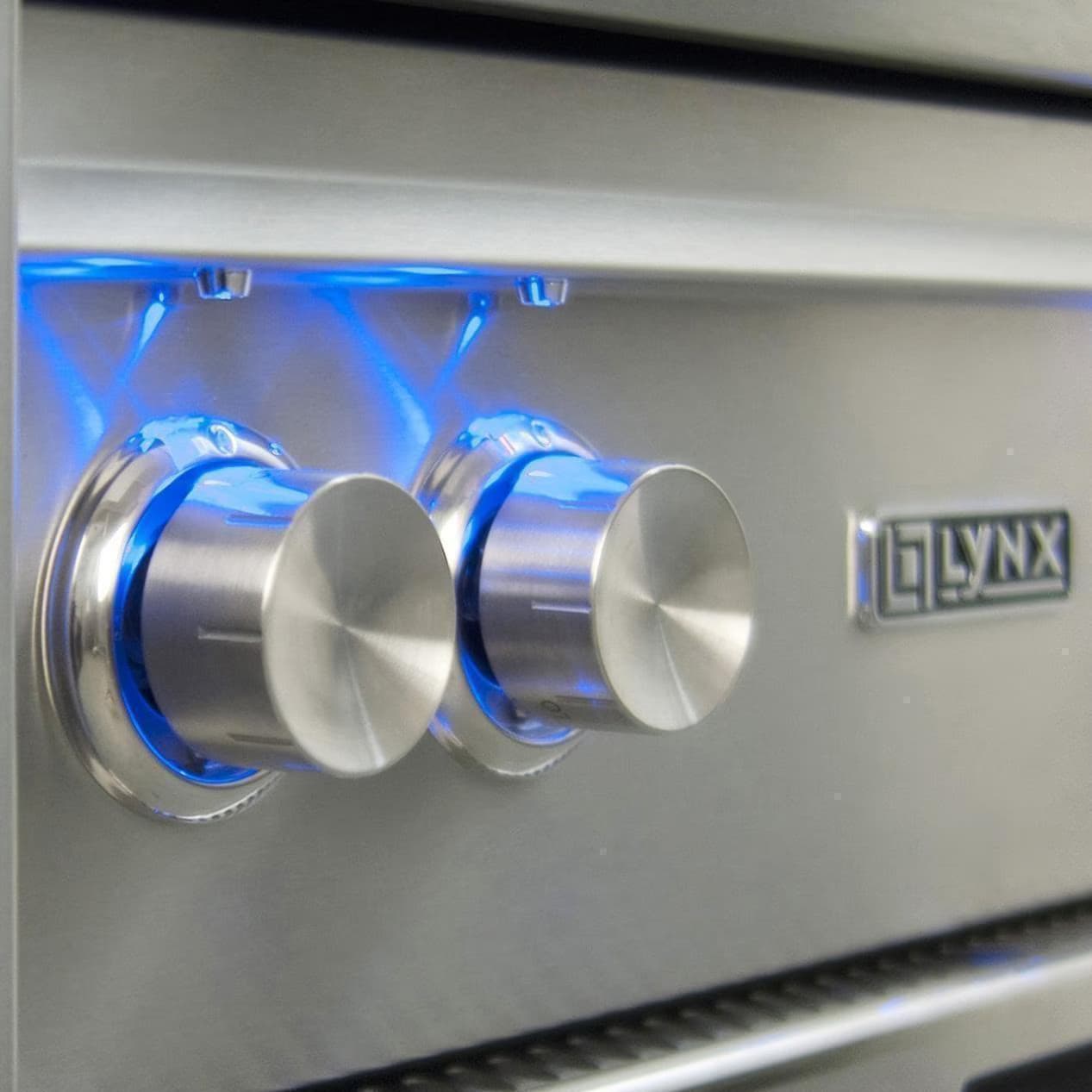 Lynx  Professional 30" Built-In Grill with Rotisserie-L30R-3